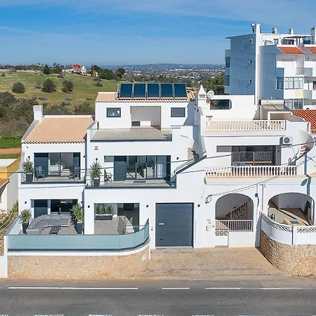Sleeps 14 With Pool And Air Con Albufeira