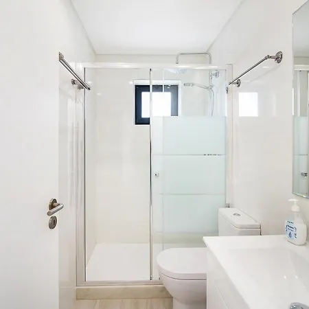 Sleeps 14 With Pool And Air Con Villa *